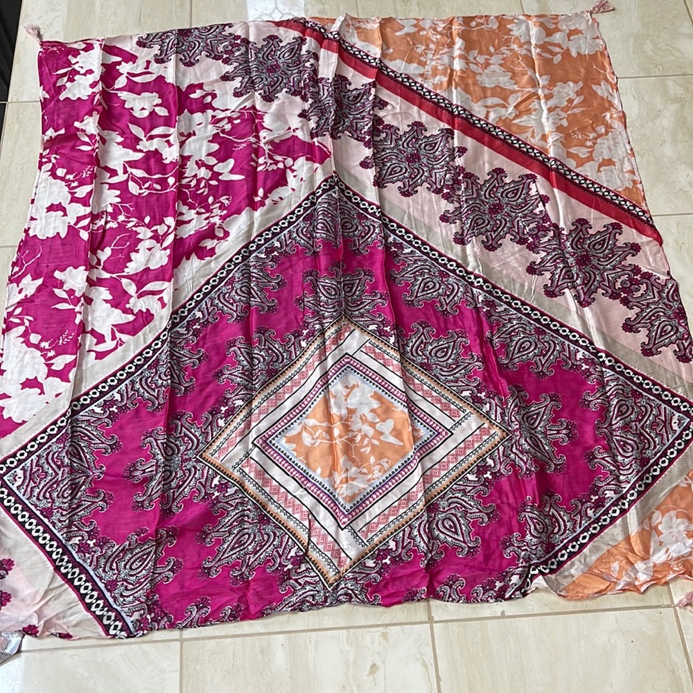 NWOT Chicos Large Square Scarf